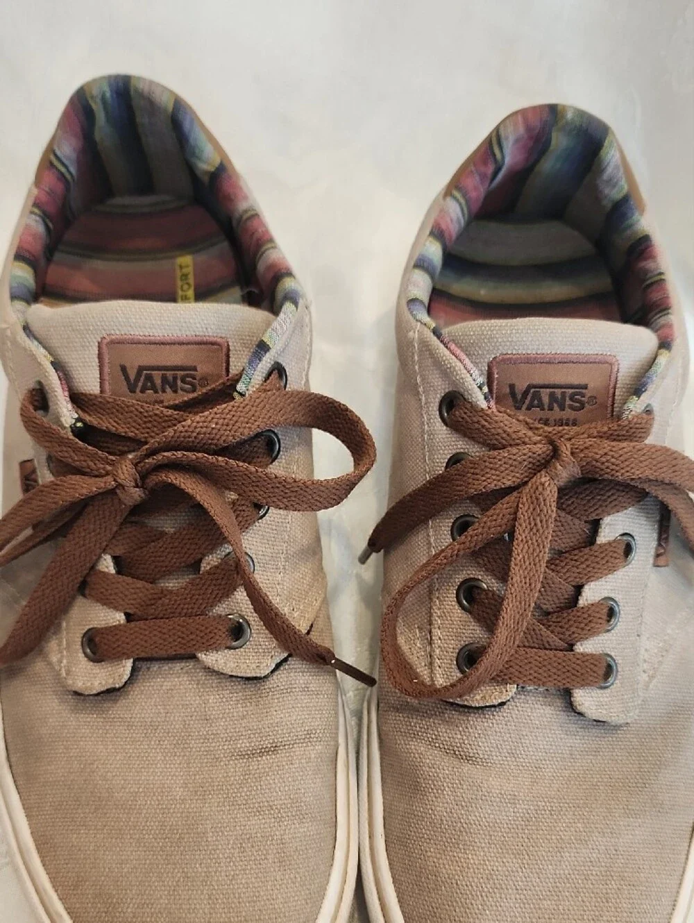 VANS Men's Beige Canvas Sneakers with Brown Laces & Striped Lining Size 10 [V1]